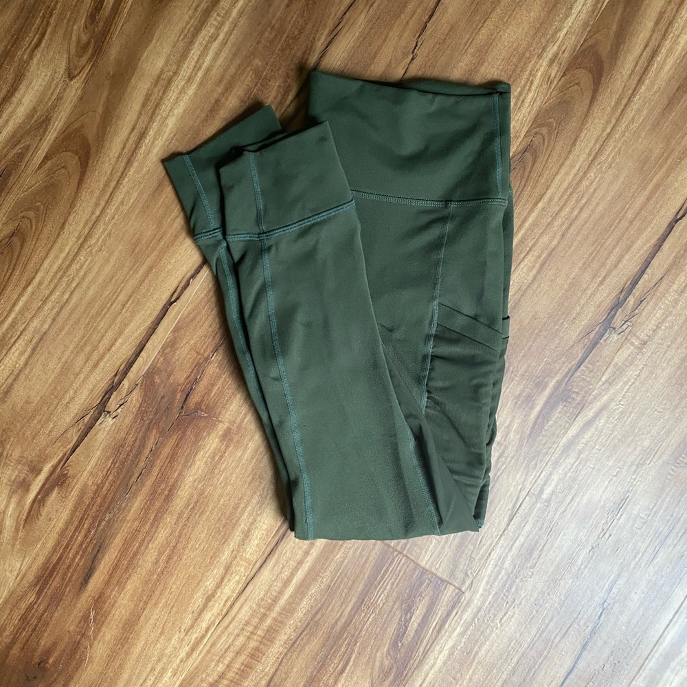 Fabletics mesh pocket legging, L